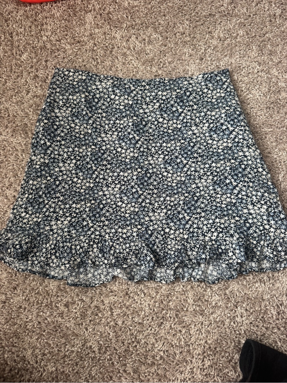 A&F Floral Mini Skirt in Navy and White